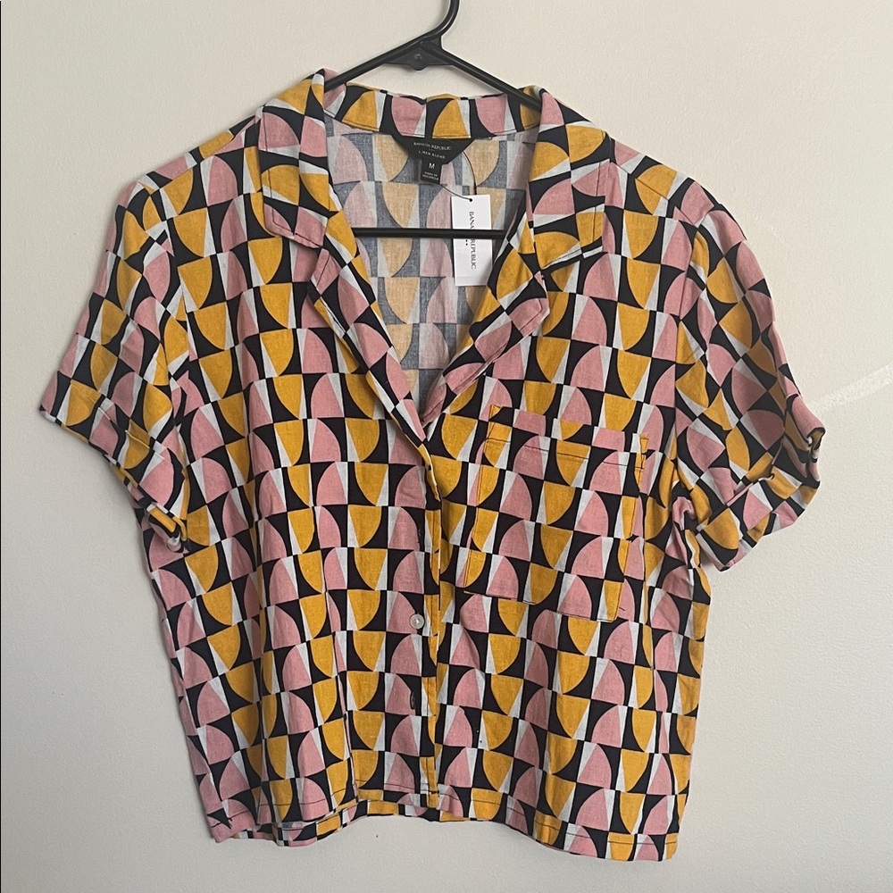 Banana Republic Factory Pink and Yellow Geometric Button-Down Shirt